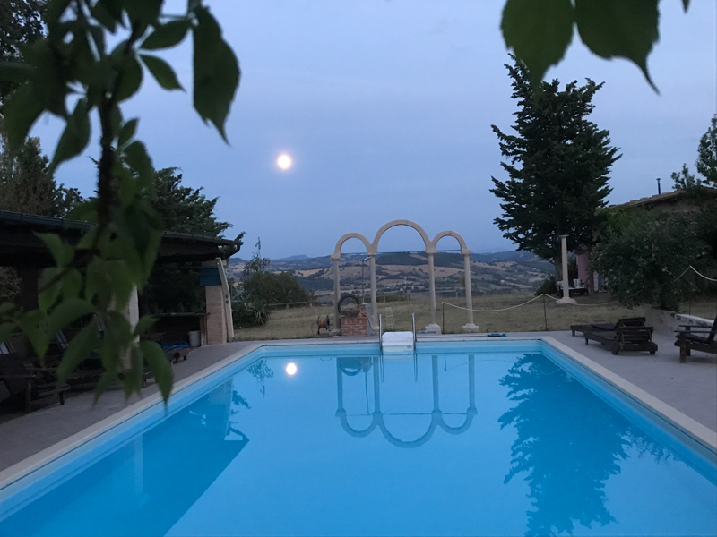 Massage & Yoga Reatreat in Marche Italy